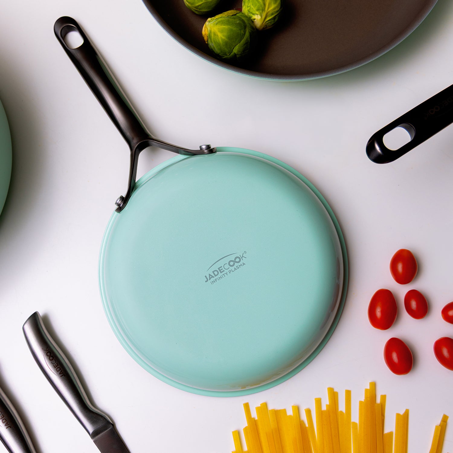 Batería de cocina Jade Cook Infinity Plasma 15 pz